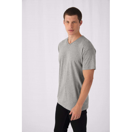 B&C Exact 150 V-neck T-shirt