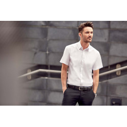 Russell Men´s Short-Sleeved Herringbone Shirt